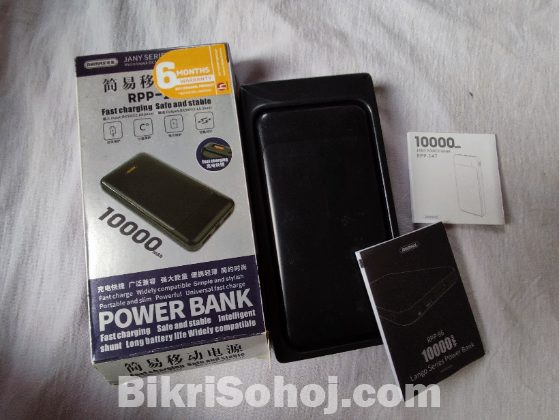 Remax 10000 mah power bank..